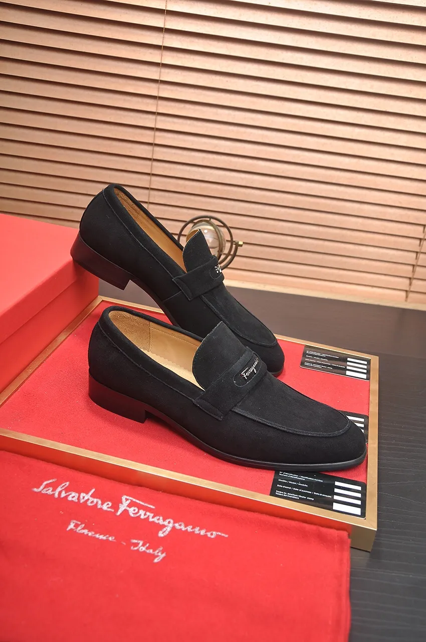 Men's shoes 💰520💶【Ferragamo/Ferragamo】The latest model in the counter. Original imported high-quality cowhide with open sides + imported 🐂 water-dyed cowhide lining + original luxury metal buckle + original combination outsole. No pressure for comparison. 38--45 (45 is custom-made and cannot be returned or exchanged)
